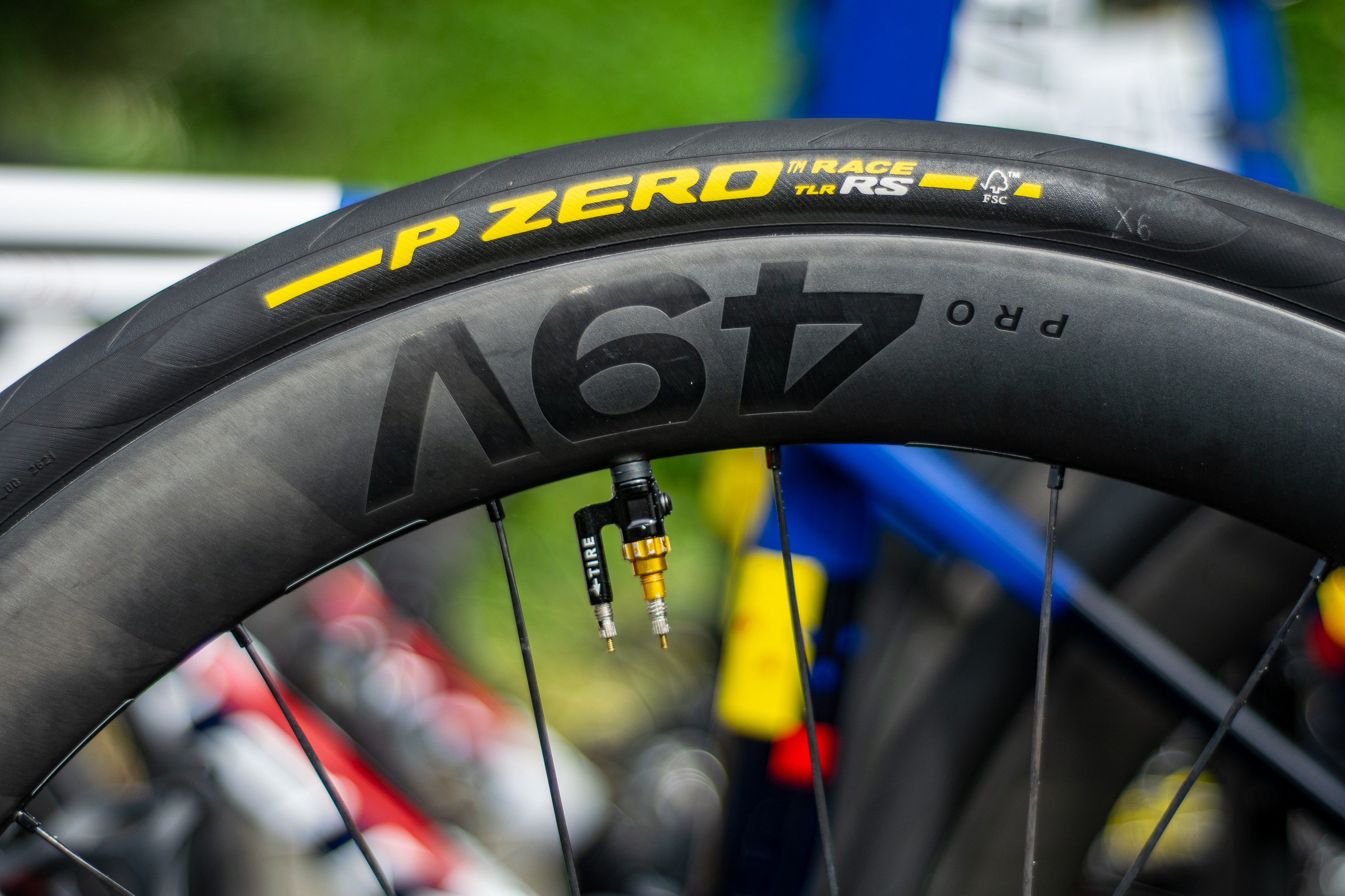 Bikes and tech from the start of Paris-Roubaix Femmes 2026