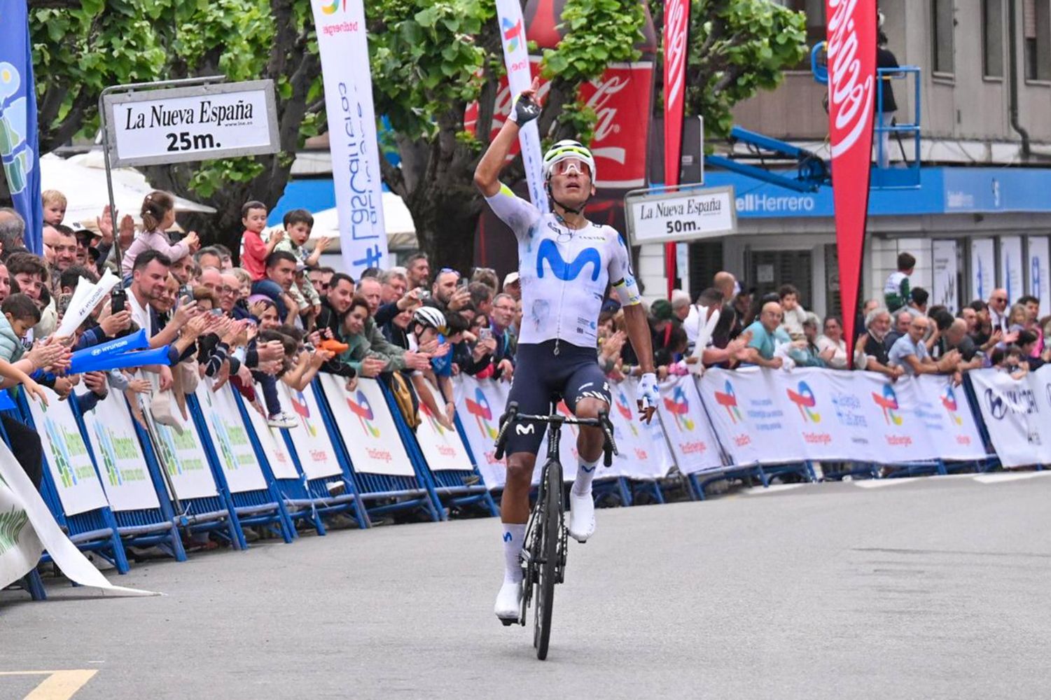 Nairo Quintana (Movistar) celebrates victory on stage 2 of the 2026 Vuelta Asturias Julio Alvarez Mendo