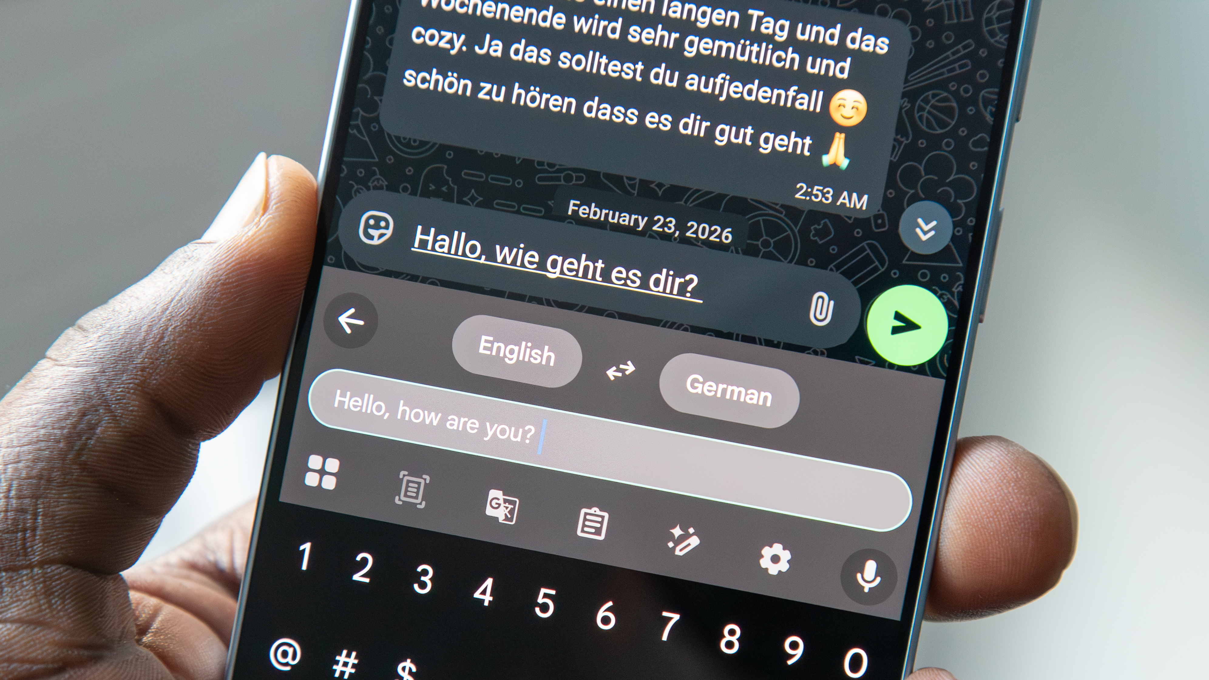 Gboard translating English to German