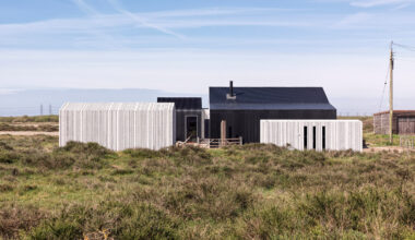 Westview Cottage by Hollaway Studio