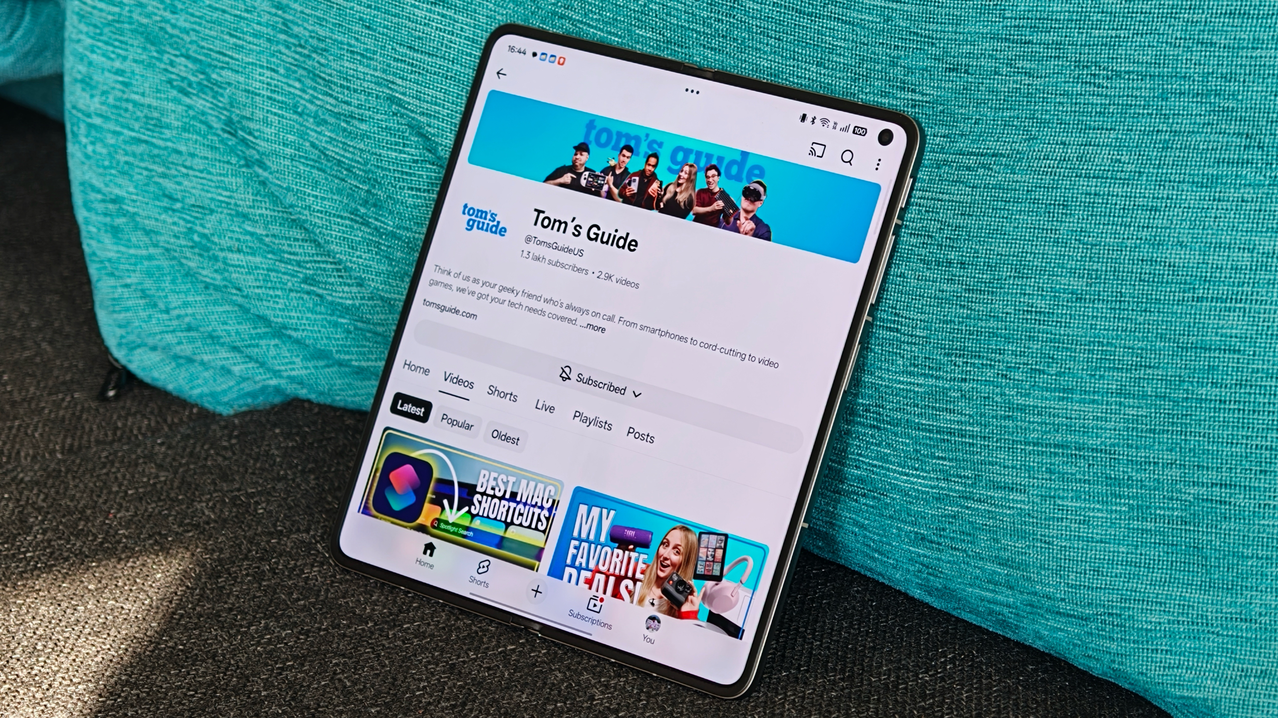 Hands-on images with the Oppo Find N6 showing the phone and the crease from different angles