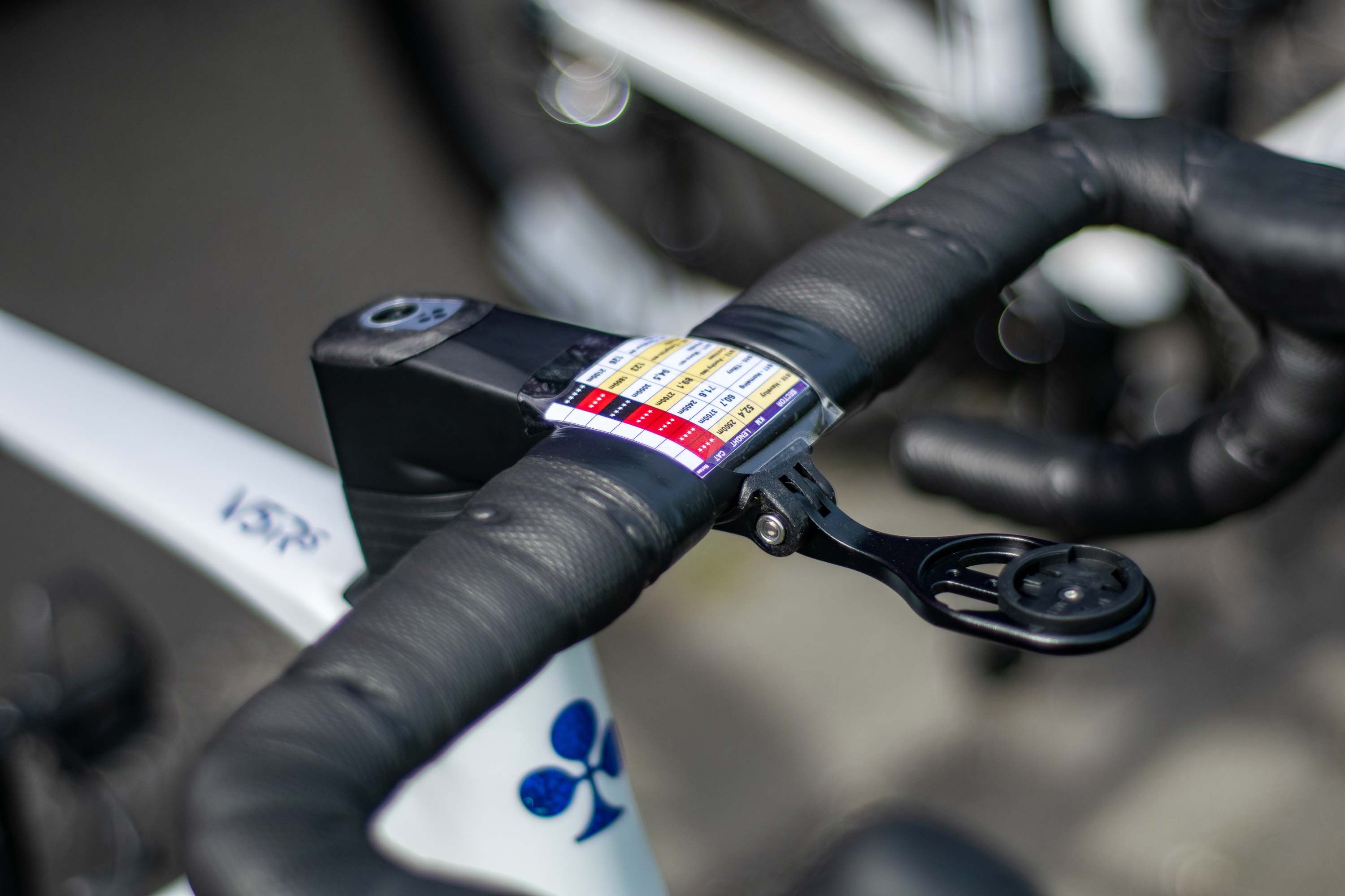 Bikes and tech from the start of Paris-Roubaix Femmes 2026