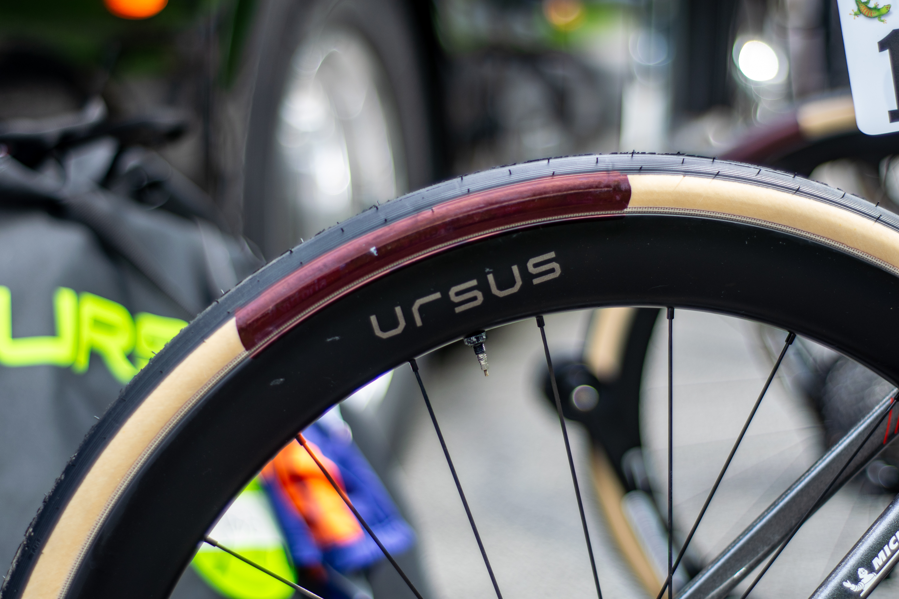 Bikes and tech from the start of Paris-Roubaix Femmes 2026