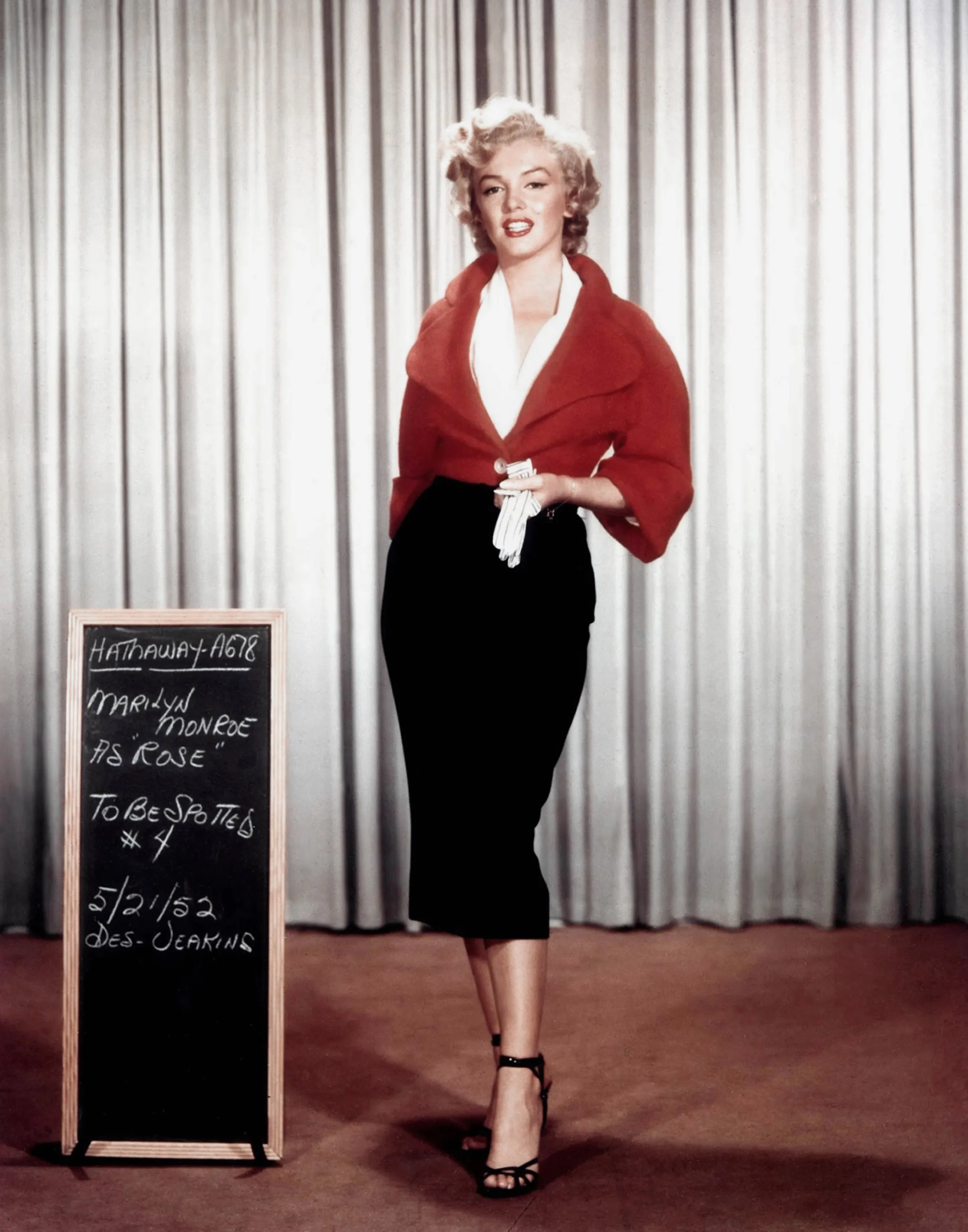 Marilyn Monroe in costume for the film 'Niagara'
