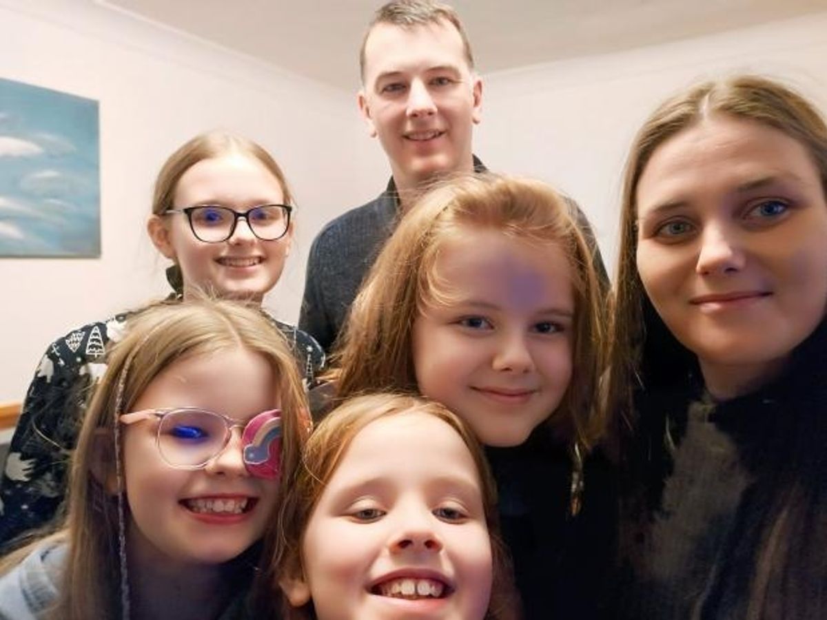 Seren and his parents and siblings
