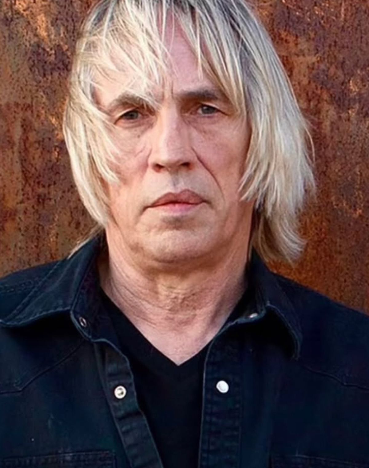 Sharon shared a snap of her brother on social media, announcing the sad news