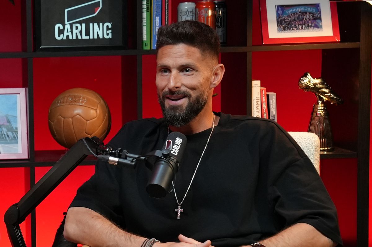 Olivier Giroud has drawn comparisons between how Arsene Wenger treat him and Mikel Arteta's management of Viktor Gyokeres.