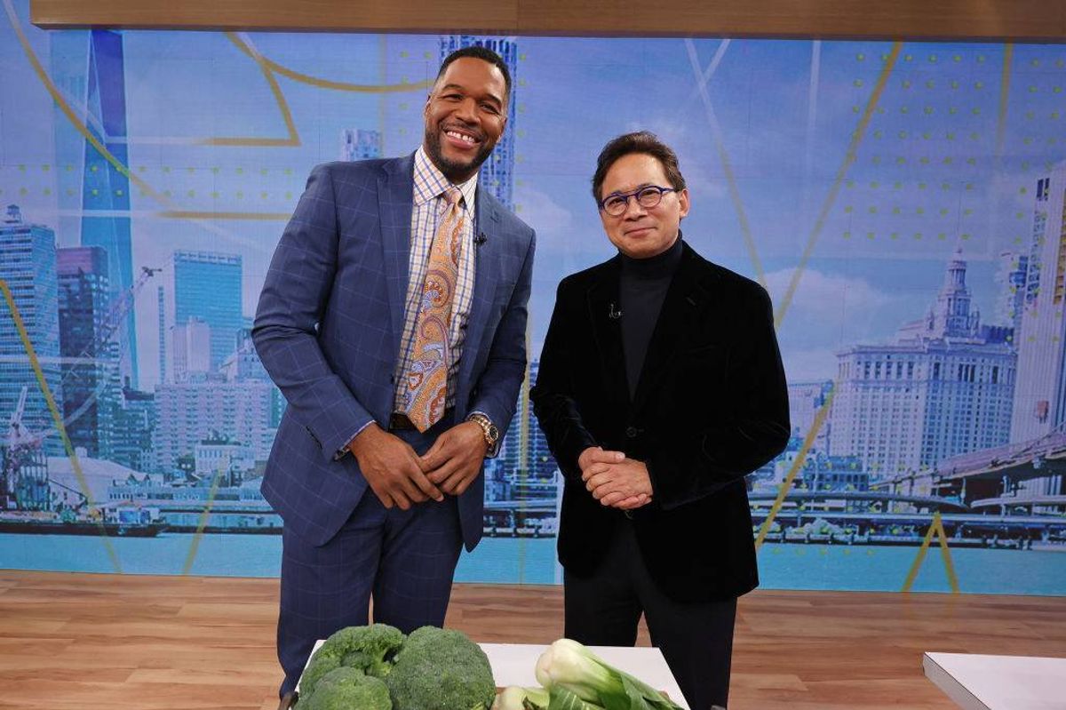 Dr WIlliam Li (right) on Good Morning America