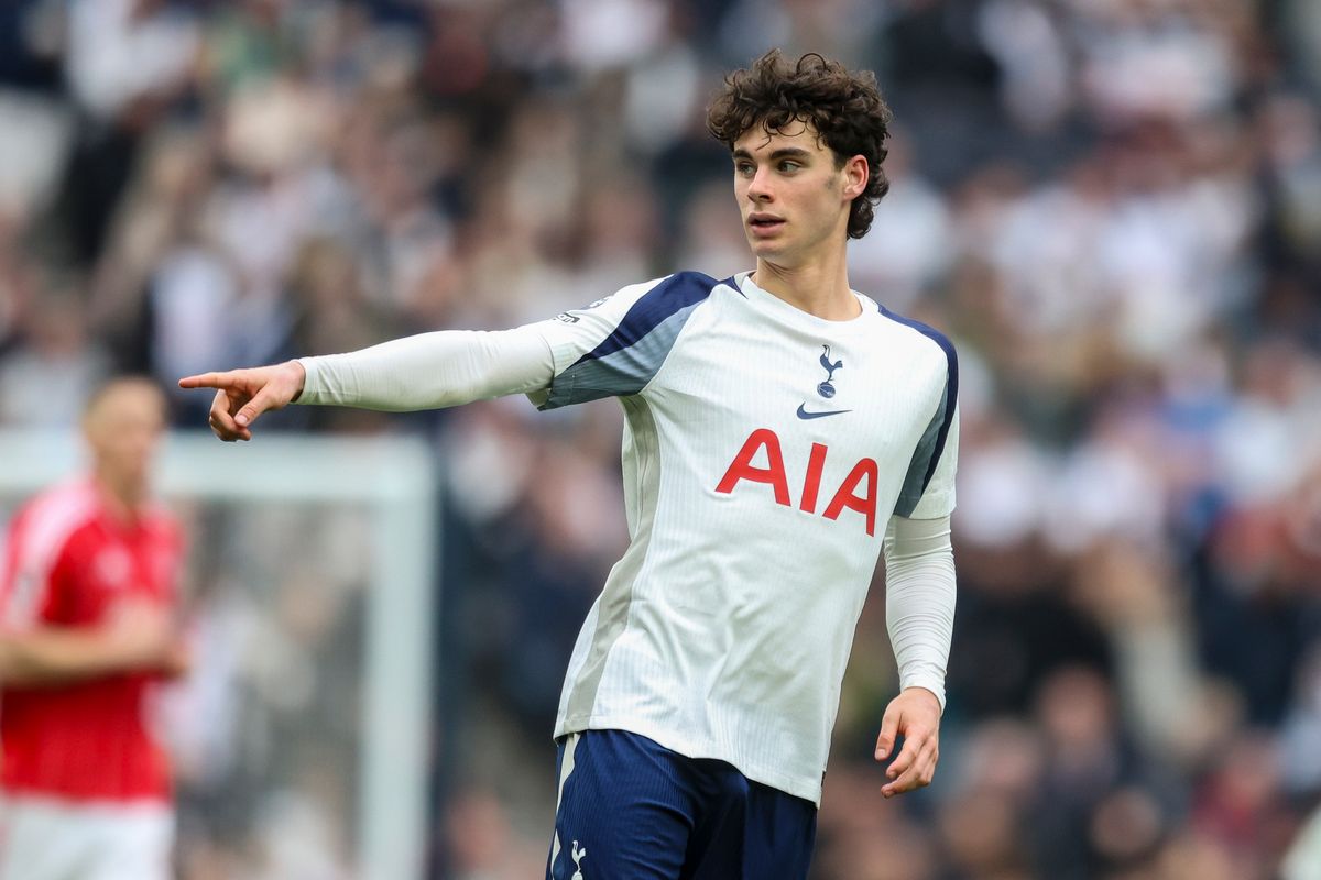 Roberto De Zerbi believes Archie Gray will become Tottenham Hotspur captain one day