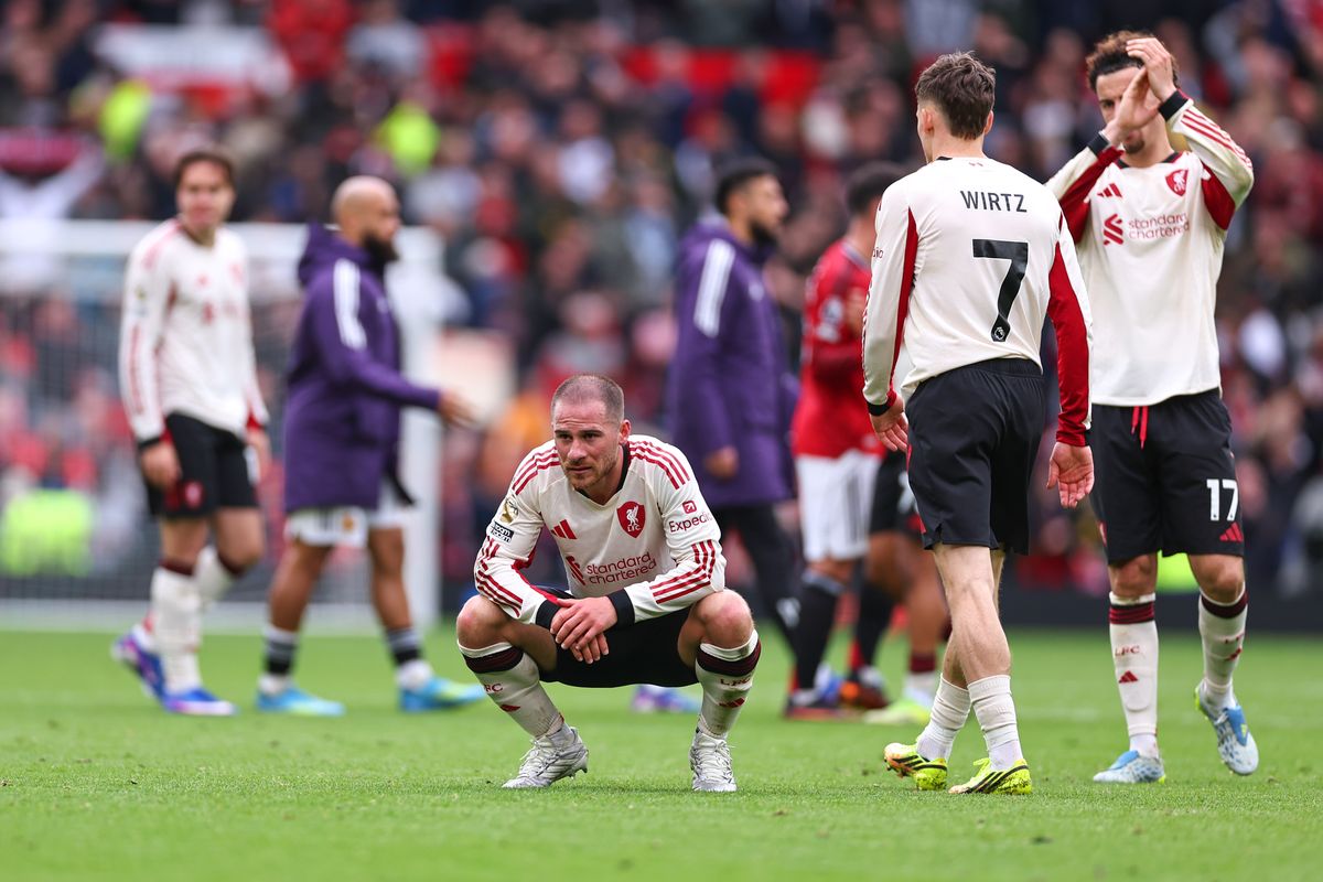 A dejected Alexis Mac Allister of Liverpool at full time during the Premier League match between Manchester United and Liverpool