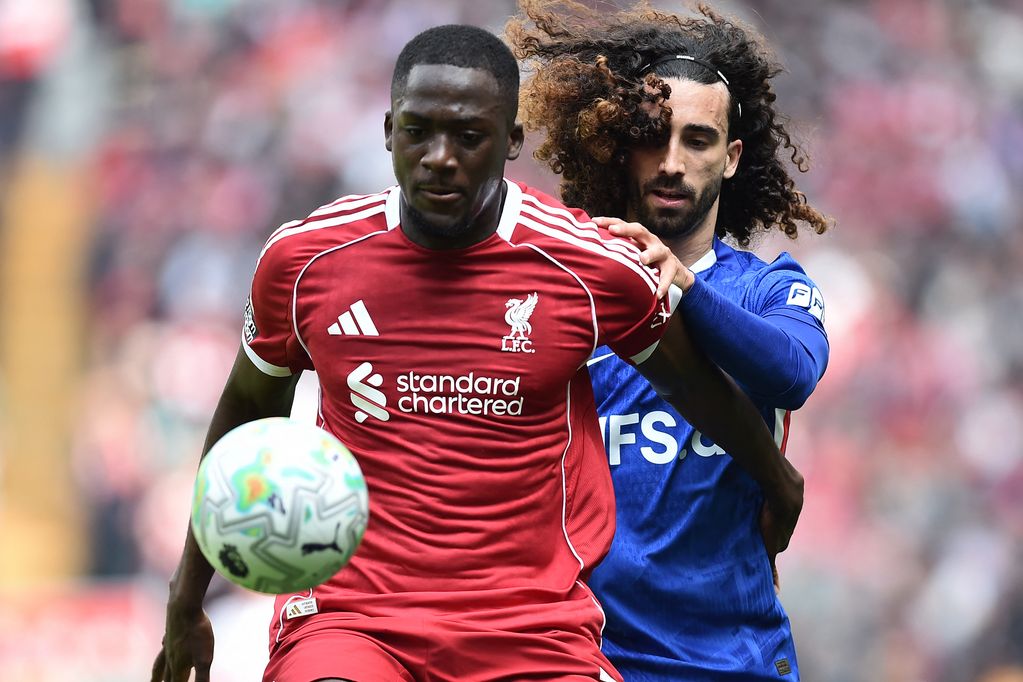 Ibrahima Konate and Marc Cucurella during Liverpool vs Chelsea.