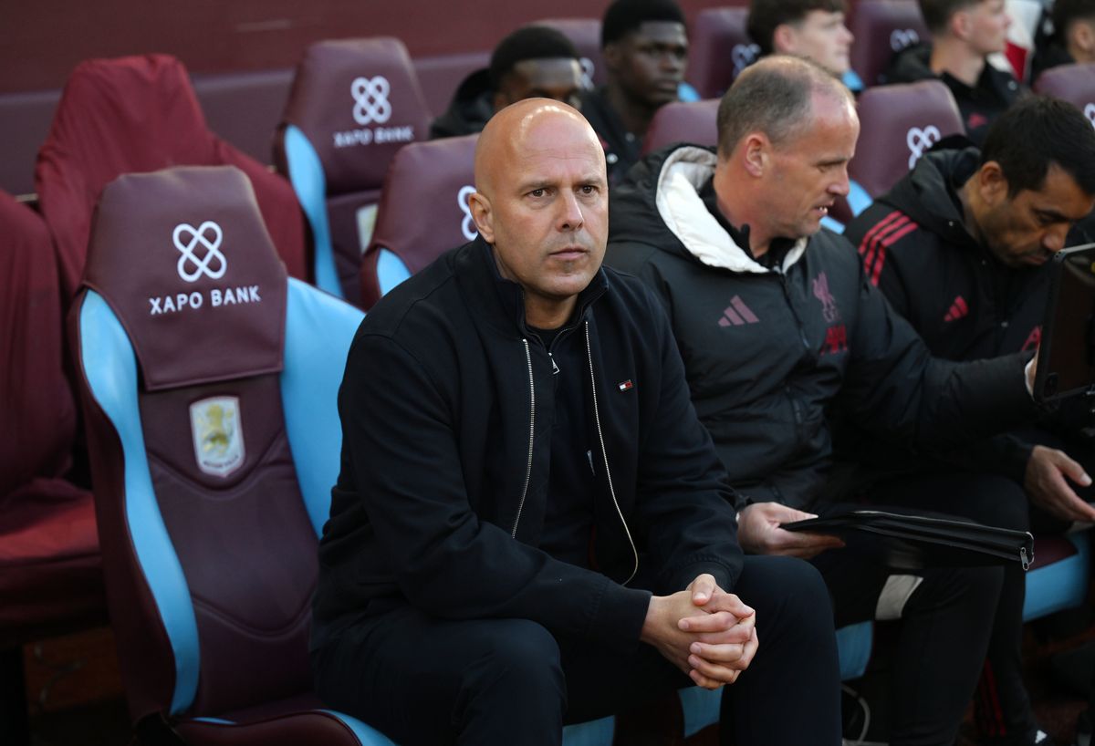 Liverpool boss Arne Slot reacts