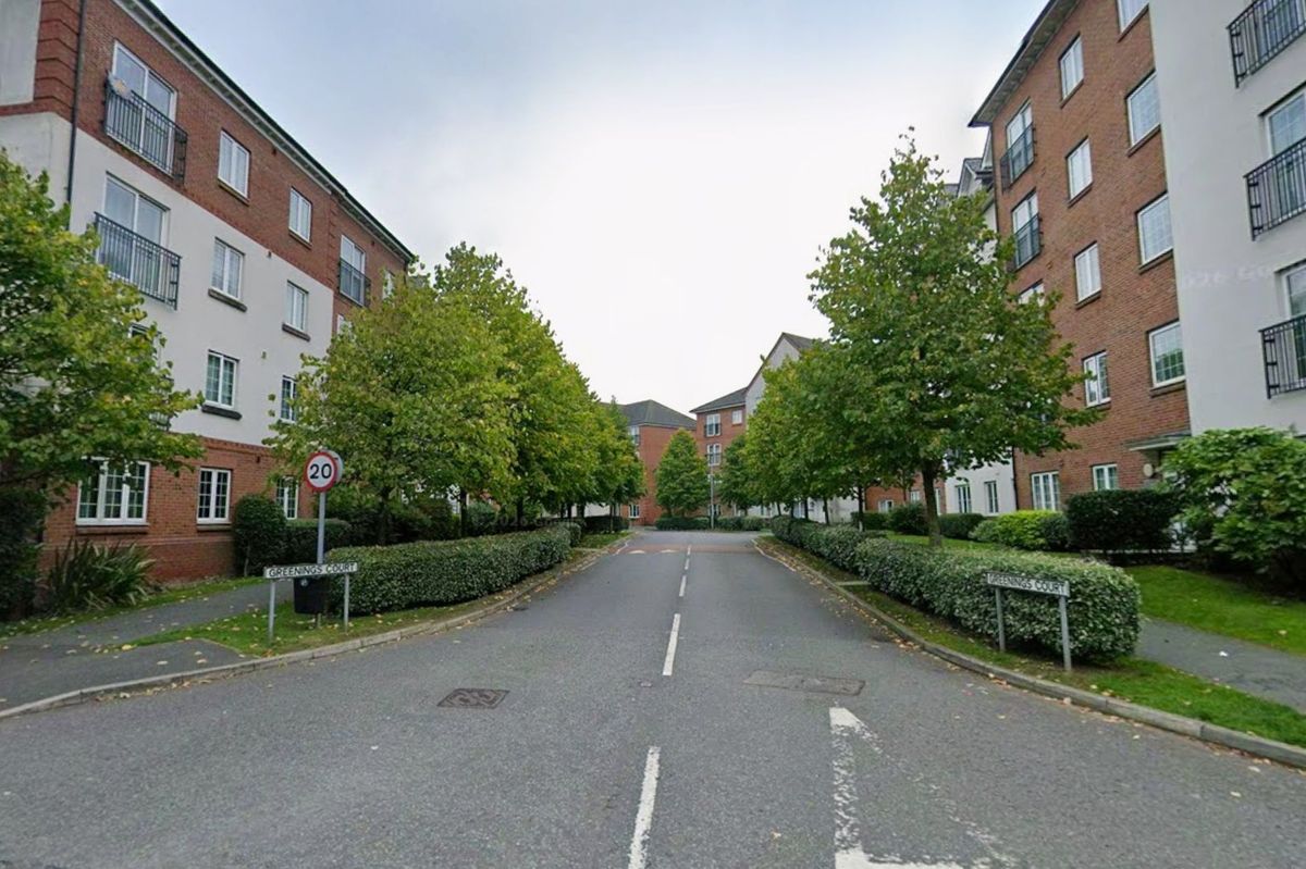 Cheshire Police were called to reports of a stabbing at around 11pm in Greenings Court in Warrington