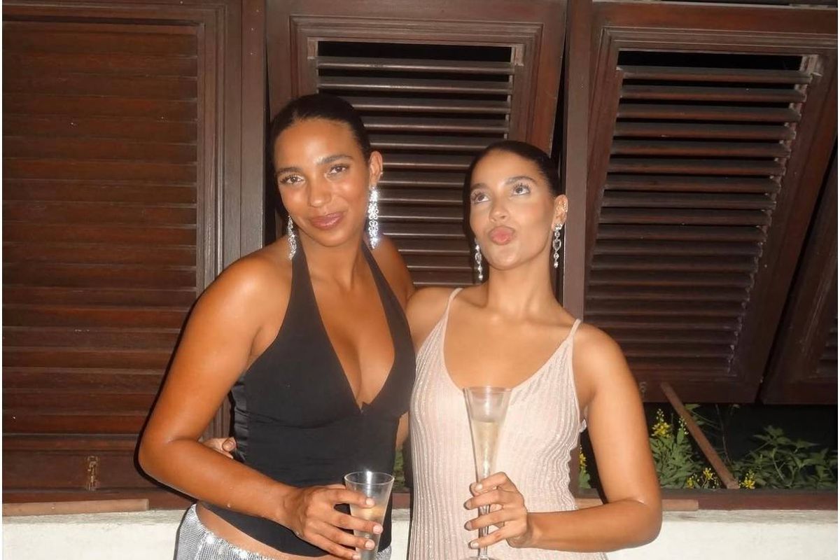 Mica Harris and sister Viviana