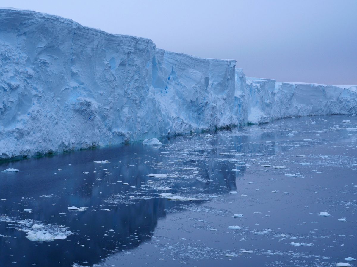 The colossal Thwaites Glacier