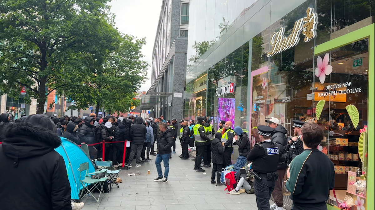 The front of the queue on Paradise Street.