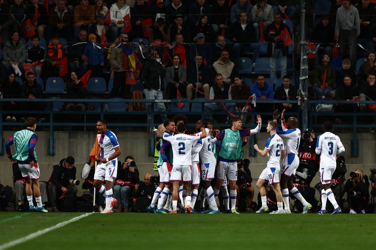 Crystal Palace celebrate in Krakow