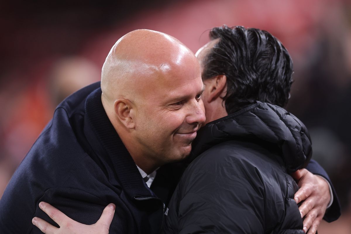 Liverpool Manager Arne Slot and Aston Villa Manager Unai Emery during the Premier League match between Liverpool and Aston Villa