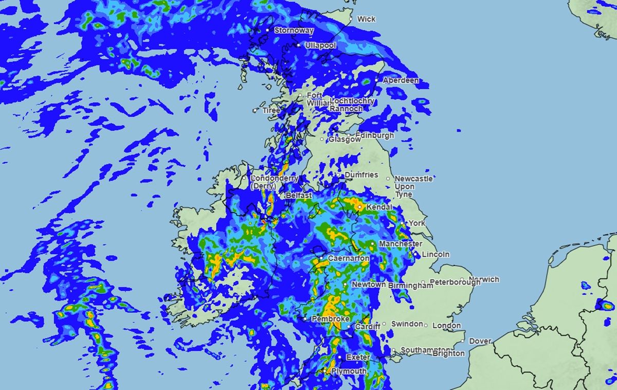 Weather map showing rain will fall at 4pm