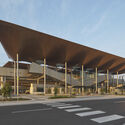 © Peter Clarke Pakenham Station / Genton - Exterior Photography