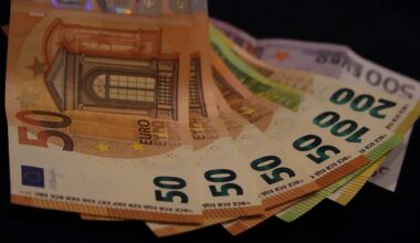What's left of a €100,000 salary after tax across Europe?