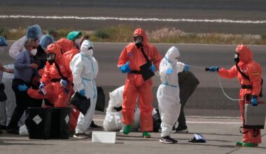 12 hospital workers quarantined after faulty procedure treating hantavirus patient