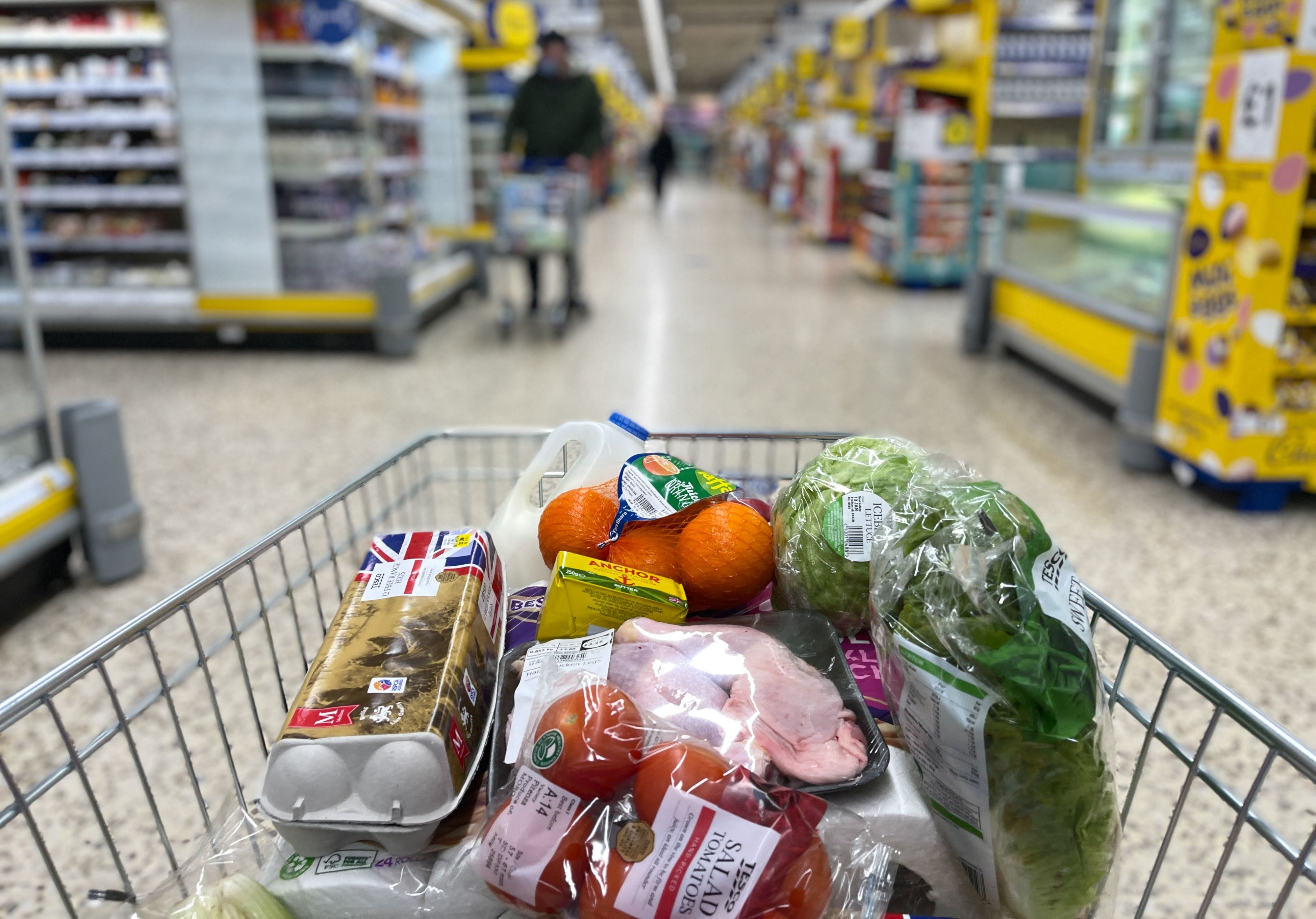 On average, shelf prices fall just 1 per cent of the original rise after six months, 5 per cent after a year and 7 per cent after two years, the think tank found