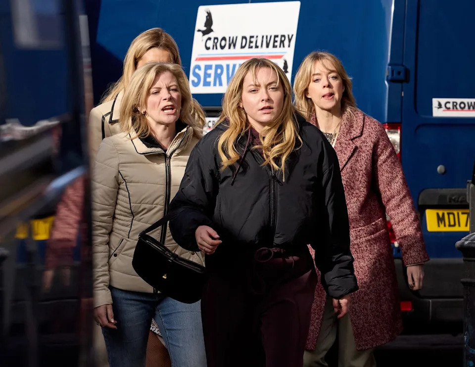 megan walsh, leanne battersby, toyah battersby, coronation street