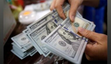 India Forex Reserves Drop USD 8 Billion to $688.894 Billion