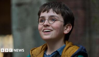 Dominic McLaughlin as Harry Potter in the new HBO Max Harry Potter series.