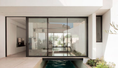 Bot-House / SON Architecture | ArchDaily
