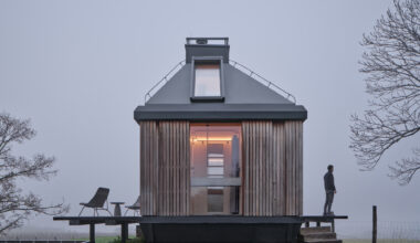 Cabin Devín / Ark-Shelter + ARCHEKTA