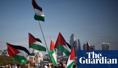Organisers challenge Starmer’s threat to ban some pro-Palestine marches | UK news