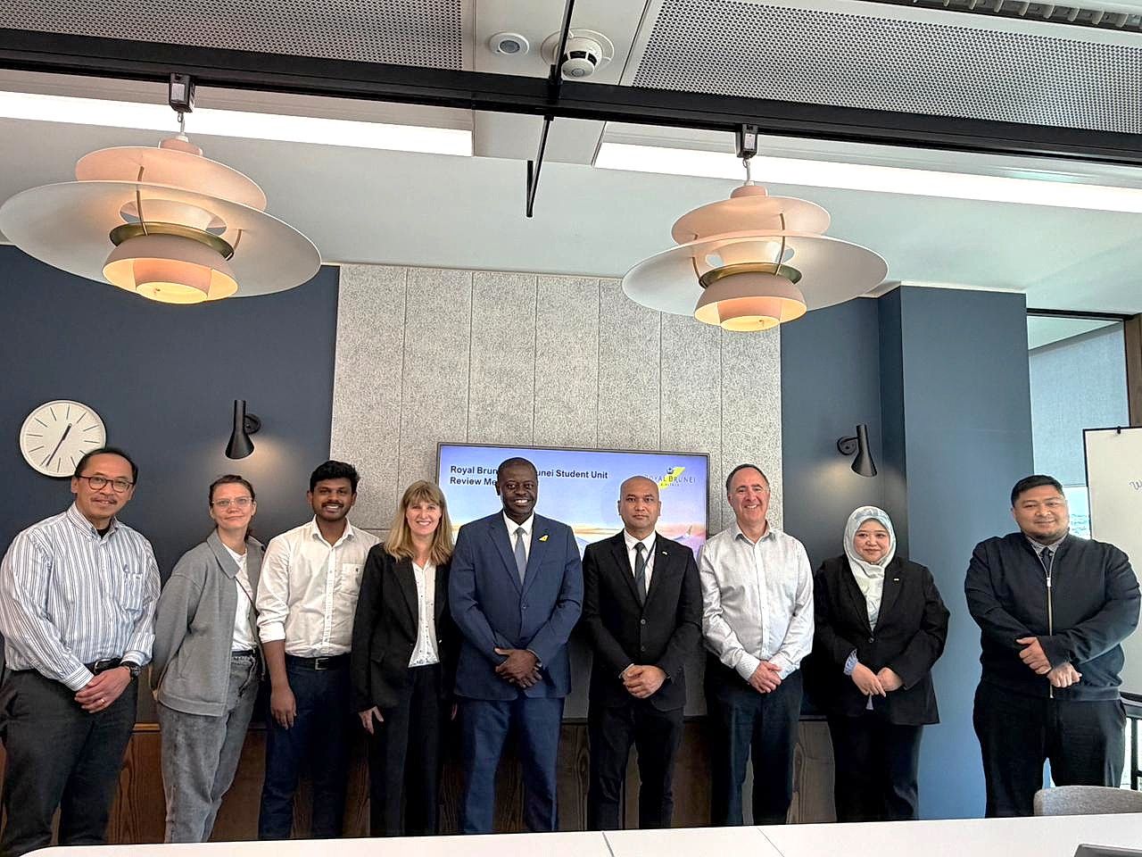 Royal Brunei Airlines UK Meets Brunei Student Unit to Enhance Student Travel Experience