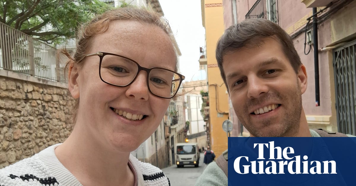 Scottish mum stuck abroad after baby falls foul of UK dual nationality rules | Home Office