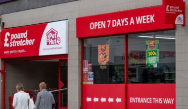 Poundstretcher on brink of collapse as it faces administration