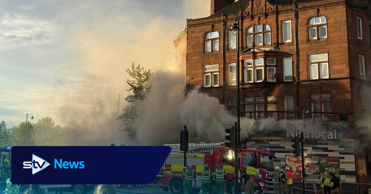 Smoke billows from corner shop as fire crews tackle major blaze in Rutherglen