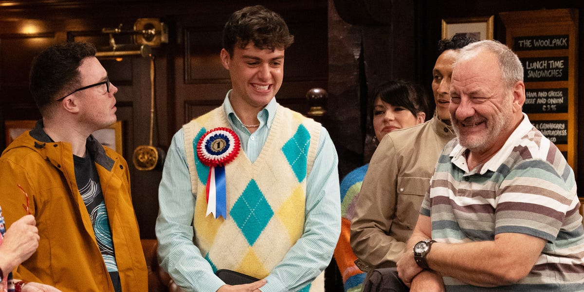 Emmerdale confirms new role for Lewis Barton as he solves a problem next week