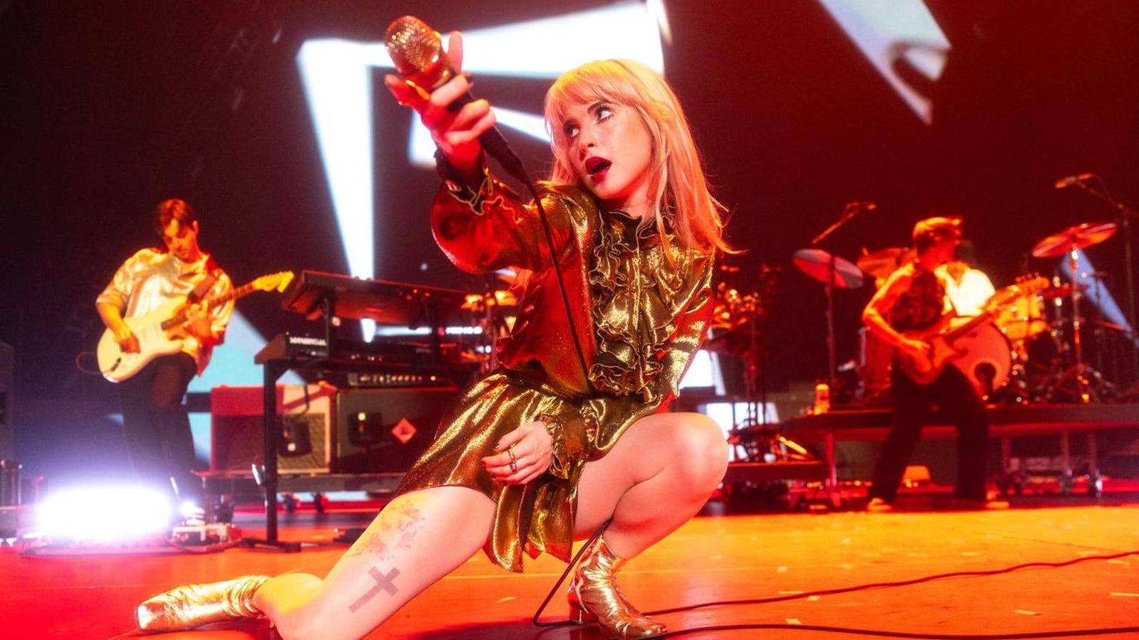 Paramore Marks A Return To The Charts After Missing No. 1 Last Week