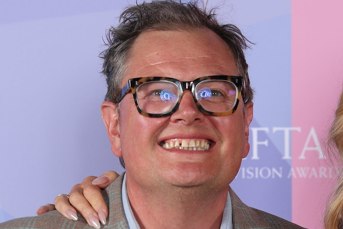 Alan Carr swears off love: ‘I might as well chemically castrate myself’