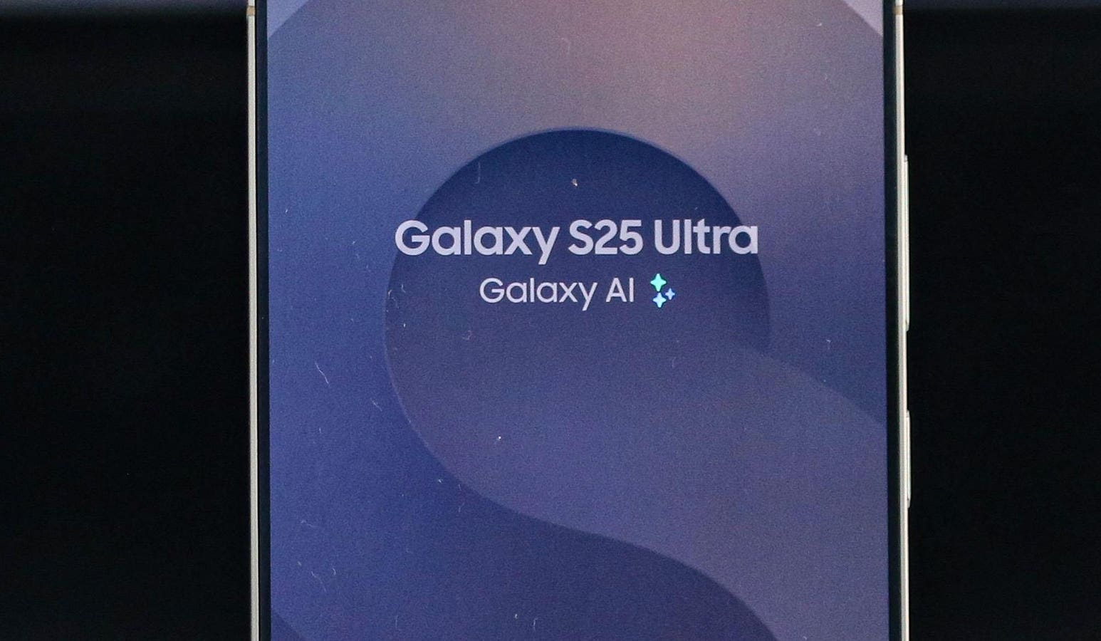 ‘Waiting A Long Time’—Samsung Delays Free Android Upgrade