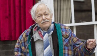 Star Wars actor dies aged 82 as tributes pour in for star of screen and stage