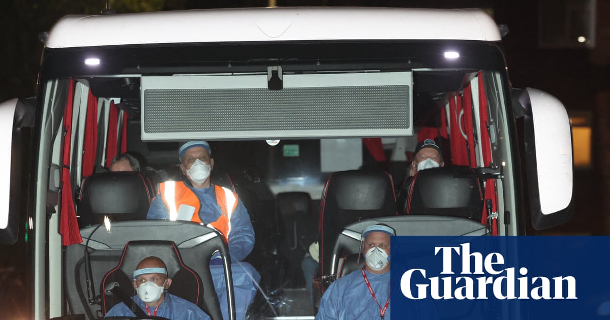 Hantavirus cruise ship passengers enter isolation facility after evacuation to UK | Hantavirus