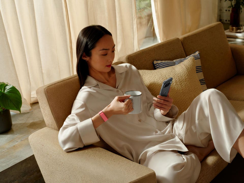Berry Lifestyle Launch of the new Google Health app and Fitbit Air