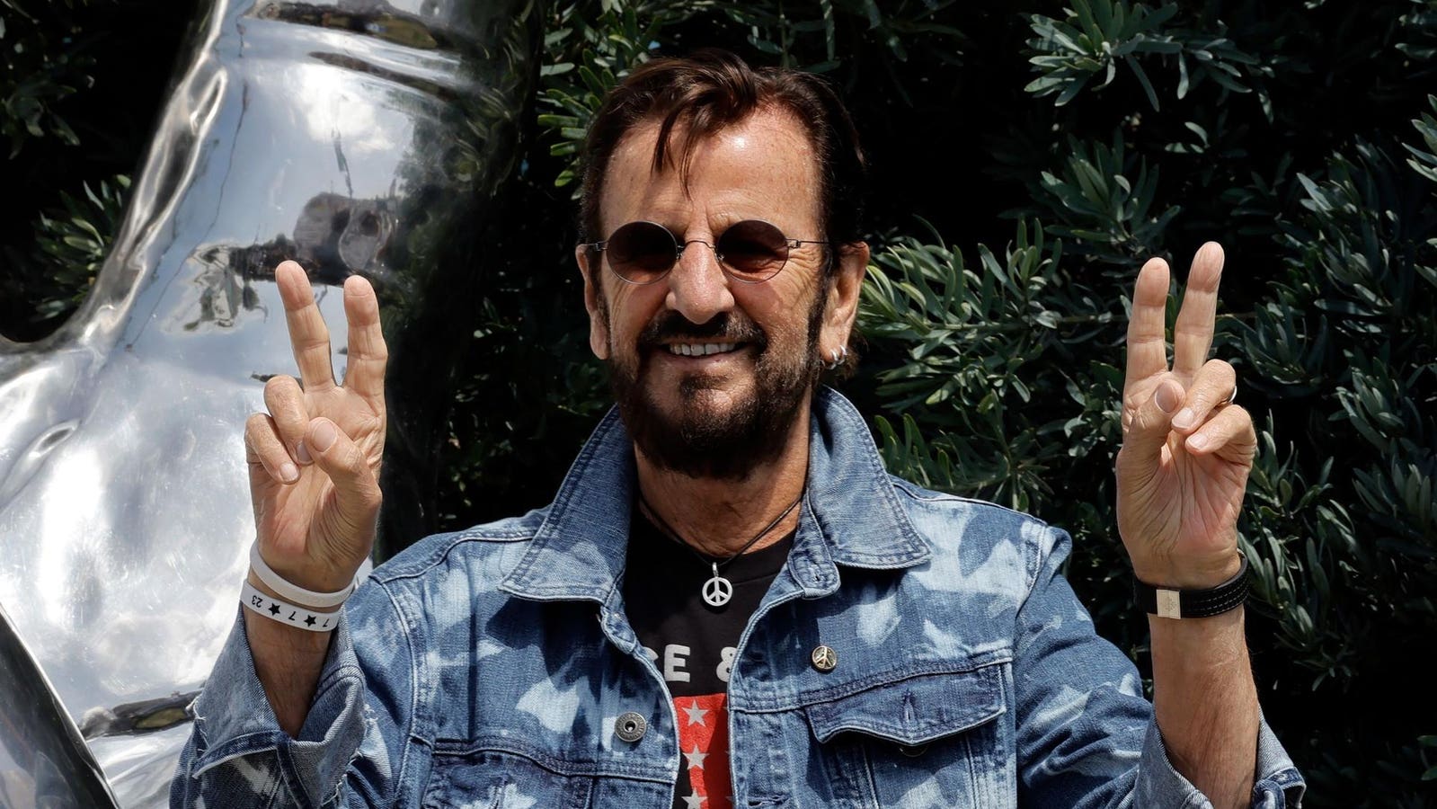 Ringo Starr Charts A New Solo Top 10 Bestseller — His Second In America