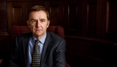 Law Society calls on MoJ and SRA to issue rules and guidance on AI use for preparing court documents