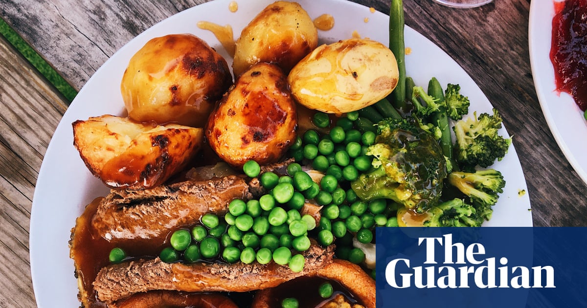 Typical English roast dinner potentially ‘drenched’ in 102 pesticides, says report | Pesticides