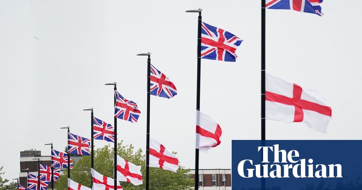 Man hit by van in Birmingham after residents take down union flags put up by anti-migrant group | Birmingham