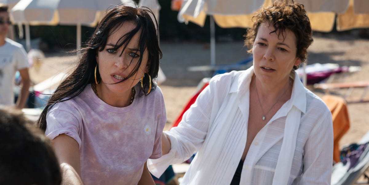 Olivia Colman's "unmissable" drama is the Netflix movie to watch this weekend
