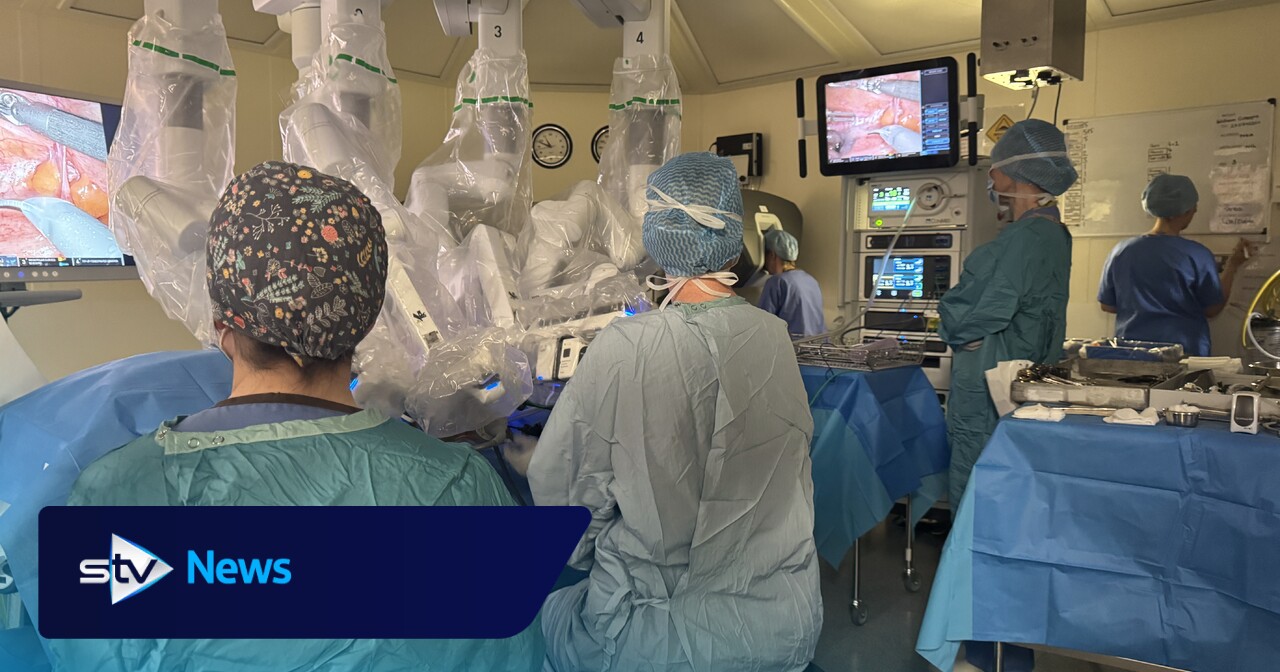 Robotic surgery expansion at Paisley hospital hailed as ‘game-changer’ for patient care